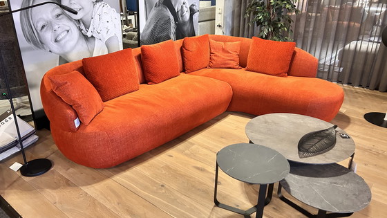 Image 1 of Trendy corner sofa from Escapade