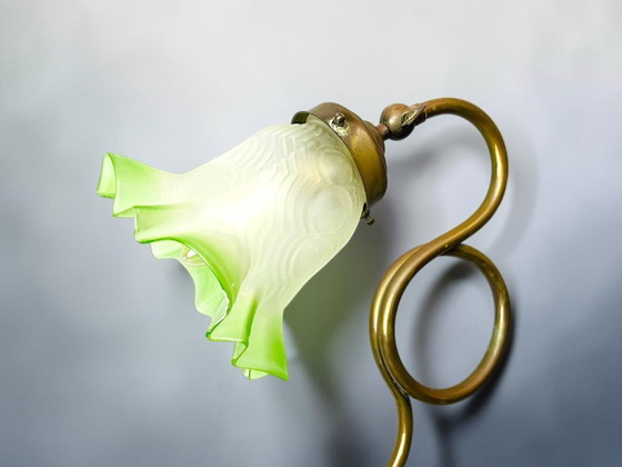 Art Nouveau Inspired Curved Brass Green Tulip Glass Table Lamp (photo 8 of 14)