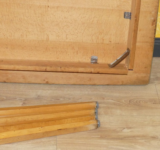 Image 1 of Petite table de cuisine robuste des années 50 en bois Resopal 58,5x90,5 H74 table de cuisine vintage rétro table de travail