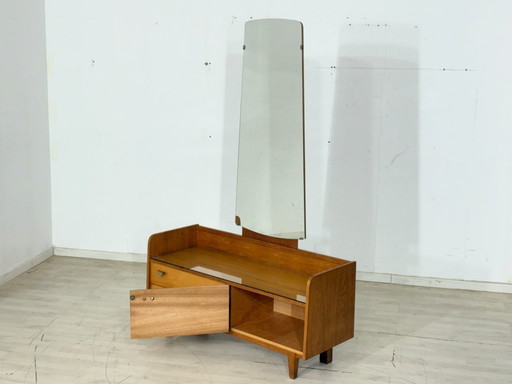 Vintage Kommode / Sideboard / Frisierkommode / Flurschrank / Schlafzimmerschrank