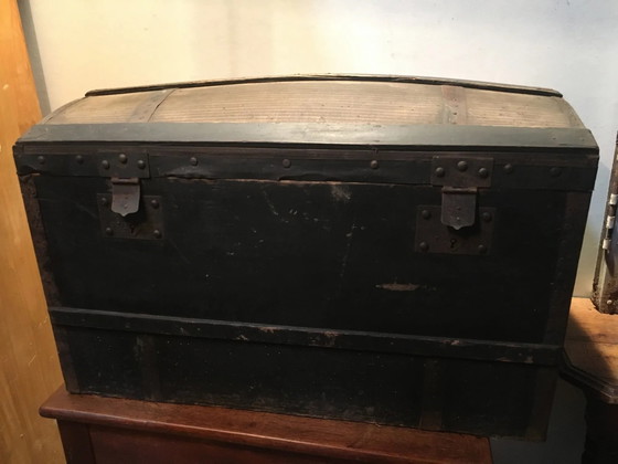 Baúl de viaje negro con tapa de tela – Armarios de almacenamiento, Madera, Vintage (photo 12 of 12)