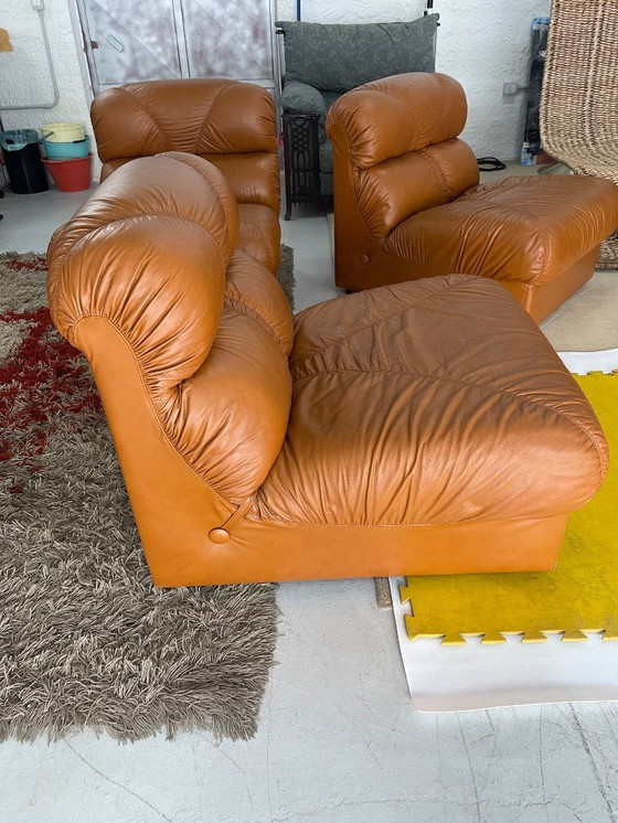Image 1 of Fauteuils de salon en cuir cognac vintage italien moderne des années 1970