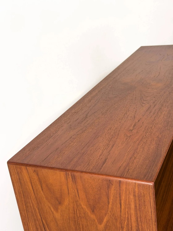 Vintage Danish Teak Bookcase by Chr. Linneberg, 1960s – Wood, Mid Century Modern (photo 5 of 21)
