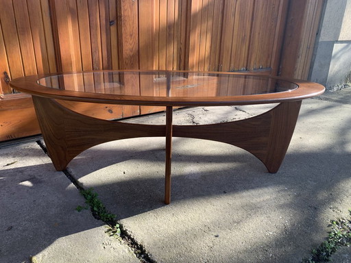 Ovale Teak Astro Salontafel met Glazen Blad van Victor Wilkins voor G-Plan, jaren 60