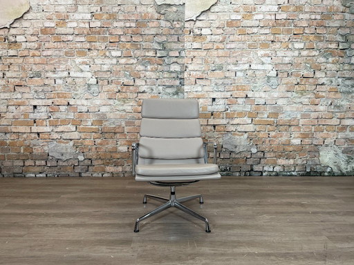 Vitra Soft Pad EA216
