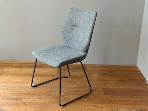 Mímica y escenografía – Leolux, eetkamerstoelen
