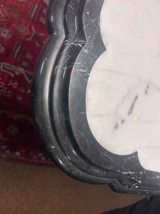 Image 1 of Black and white Hollywood marble table, Regency seventies