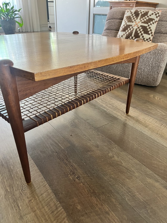 Vintage Louis van Teeffelen coffee table – Rattan, Wood (photo 6 of 13)