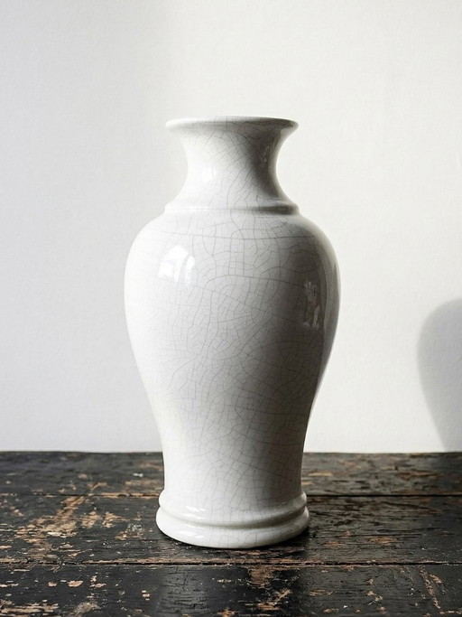 Large baluster vase in white crackled earthenware, Chinese style, 20th century