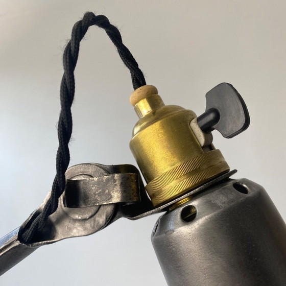 Image 1 of VECCHIA APPLIQUE INDUSTRIALE LAMPE GRAS RAVEL N° 202