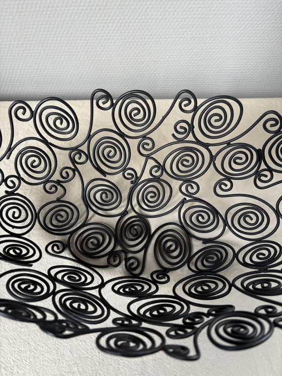 Image 1 of Bol ovale vintage en métal noir mat l45cm