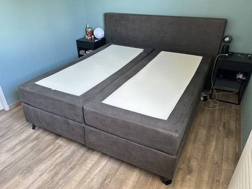 Morgana box spring bed 180x200 cm