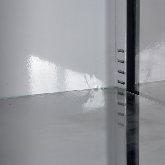 Image 1 of Armadietto medico d'epoca, anni '70