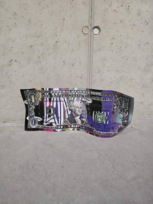 Karl Lagasse 'Un dollaro di amore viola'