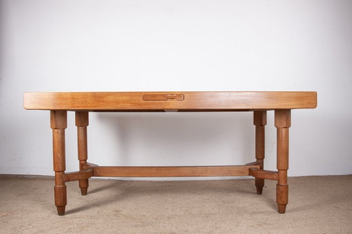 Très grande table de repas extensible, 320 cm, en chêne par Guillerme et Chambron pour Votre Maison 1960.