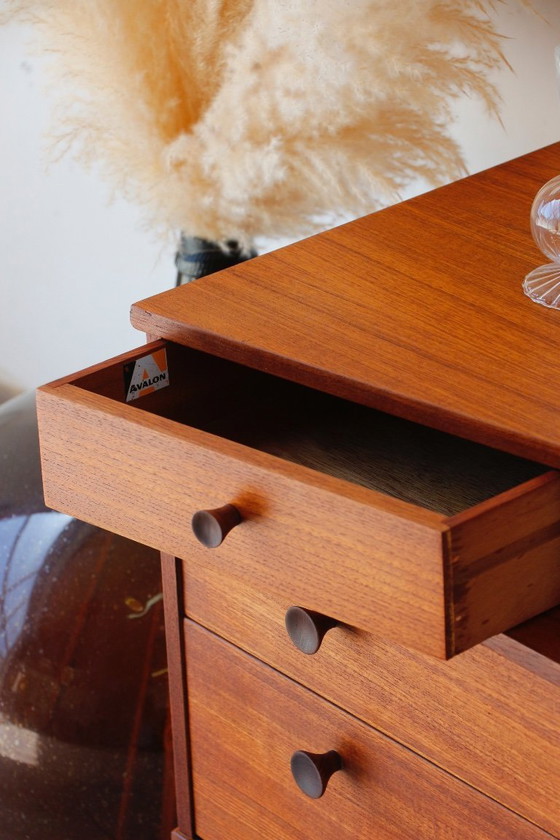 Image 1 of Vintage teakhouten kaptafel Avalon - Scandinavisch design uit het midden van de 20e eeuw