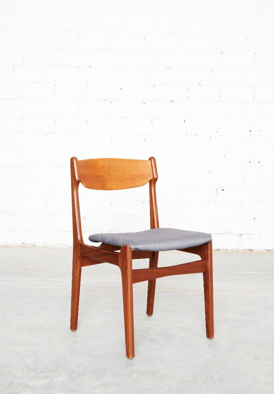 Juego de 6 sillas de comedor de teca de Erik Buch para Anderstrup Møbelfabrik – Wood (photo 2 of 10)