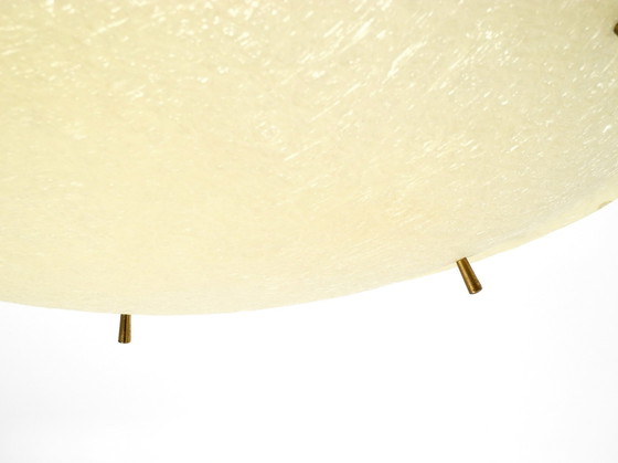 Image 1 of Äußerst seltene große runde Mid Century Modern Deckenleuchte aus Fiberglas | Ø 55 cm | Ø 21.65"