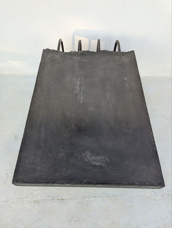 Image 1 of Wallavibe - D.B - Tavolino da caffè - Tavolo a L - Stile brutalista - Mobile scultoreo