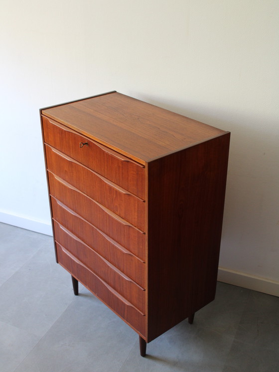 Image 1 of Vintage Deense ladekast in teak