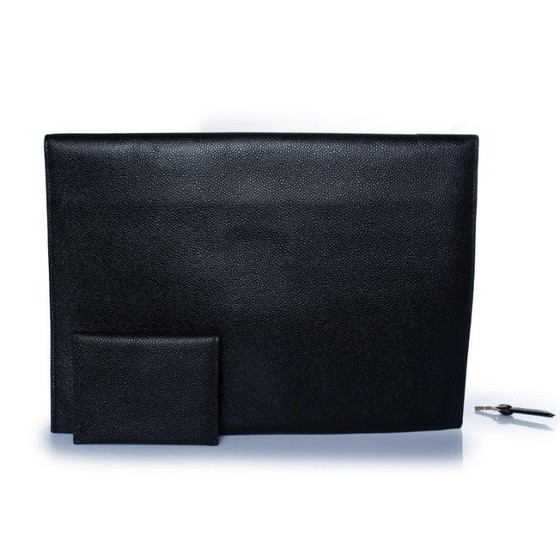 Image 1 of Thom Browne, pochette in pelle martellata con portafoglio