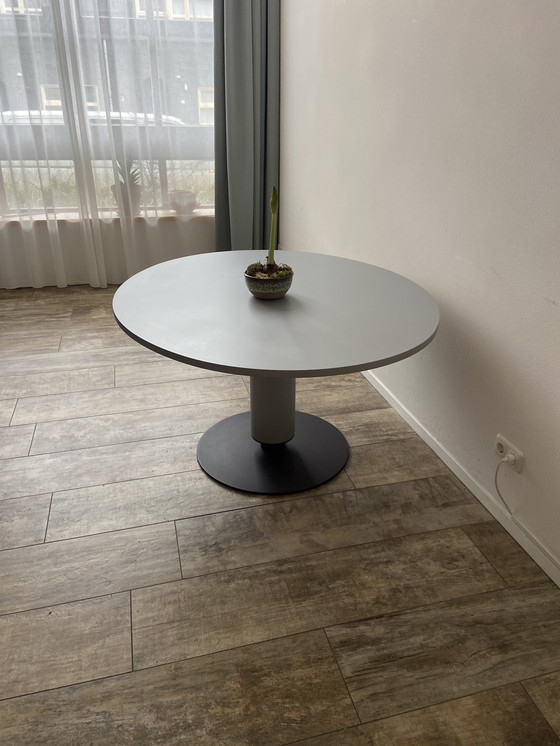 Image 1 of LEOLUX dining table model Calbuco