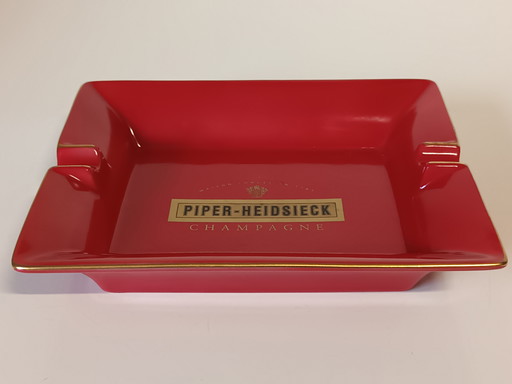 Bowl of Piper-Heidsieck champagne