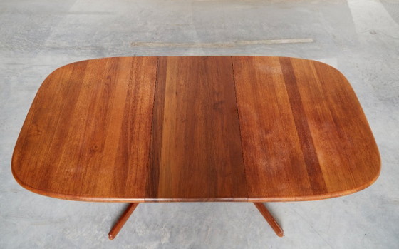 Juul Kristensen Superelliptical Mid-Century Dining Table for Glostrup – Wood (photo 17 of 17)