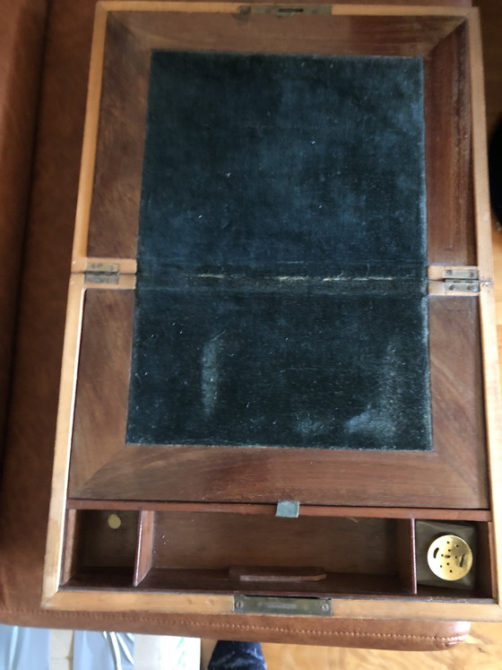Image 1 of antieke schrijfkist