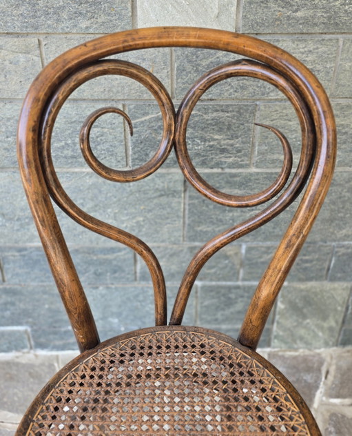 Silla Thonet original n.º 20 en madera curvada y paja vienesa - siglo XIX