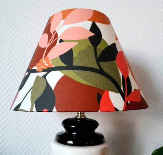 Image 1 of Vintage ceramic lamp and fruit-themed lampshade