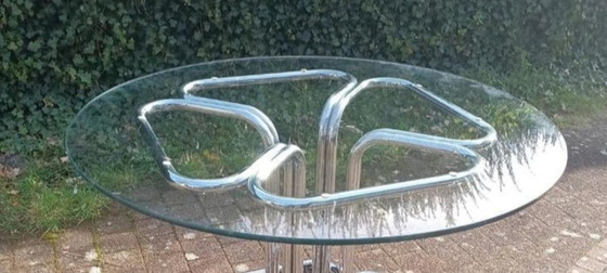 Image 1 of Round table