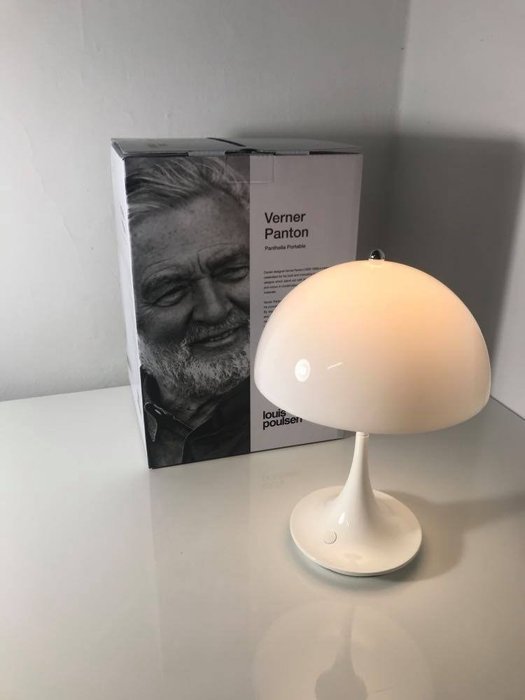 Image 1 of Panthella Portátil Blanco