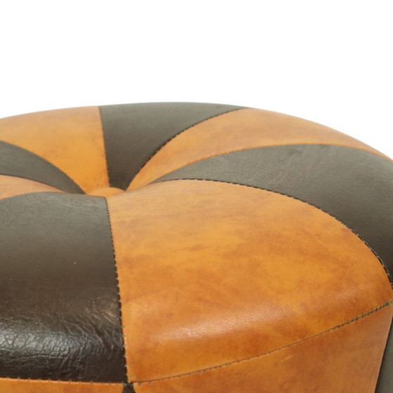 Image 1 of Round Vintage Pouf Brown Camel Skai