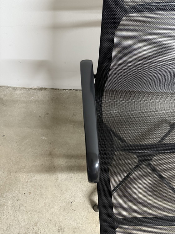 Image 1 of Vitra Eames EA 108 Aluminium Chair Black 1/3 Top & Original