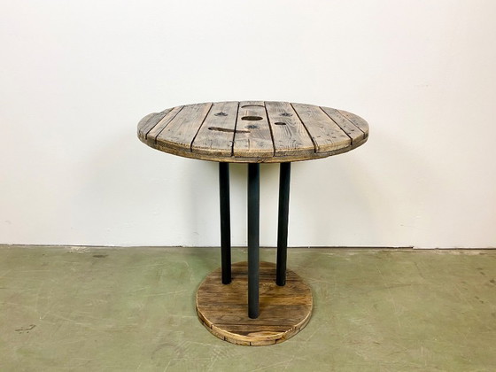 Image 1 of Table basse ronde de style industriel vintage, années 1960