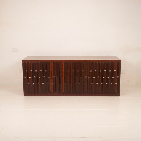 Luciano Frigerio Brutalist Padouk Hout Gaetano Dressoir voor Frigerio di Desio – Brass (photo 12 of 24)