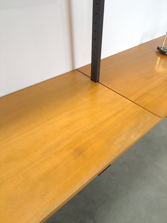 Image 1 of Sistema di pareti modulari con scrivania di design svedese Olof Pira