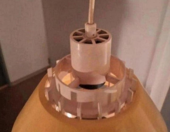 Image 1 of Lampada a sospensione vintage gialla Lyskaer Belysning. Modello 854