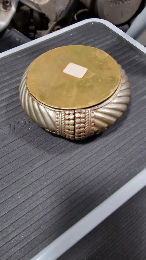 Vintage Afrikaanse armband veranderd in kom