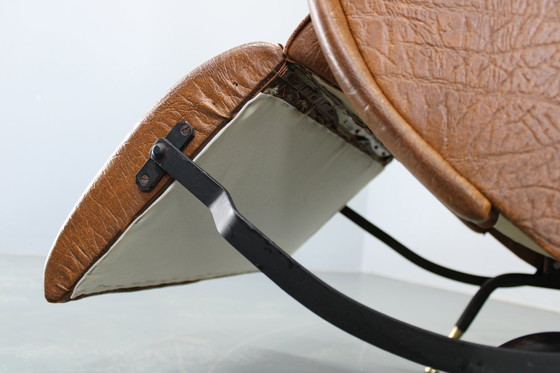 Image 1 of 1950 Marco Zanuso Liggende 'Lady' Loungestoel in kunstleer, Italië