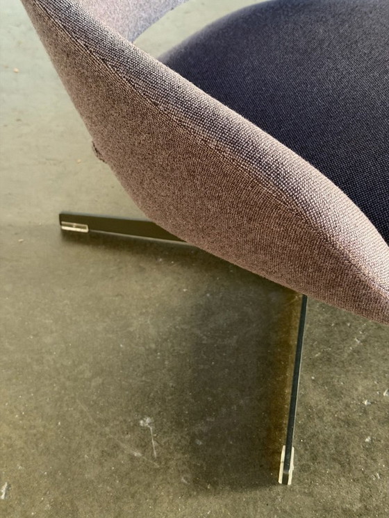 Image 1 of Artifort Kalm Fauteuil | Poef