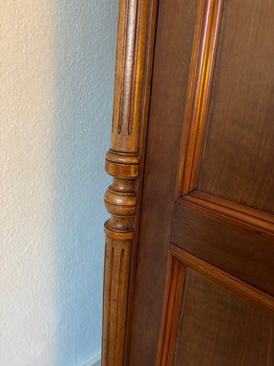 Image 1 of Antiker Standschrank