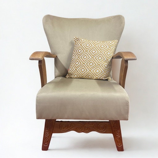 Landelijke vintage jaren 50 fauteuil met verrassing