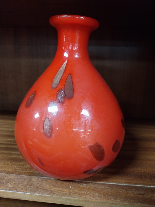 1 x murano vase by barovier and toso red with gold accents 1970's