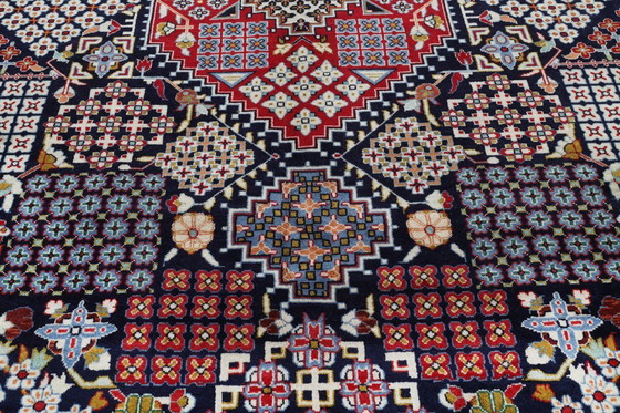 Image 1 of Persian carpet Isfahan Nadjafabad 4.24 x 2.94 Oriental carpet fine No. 24644