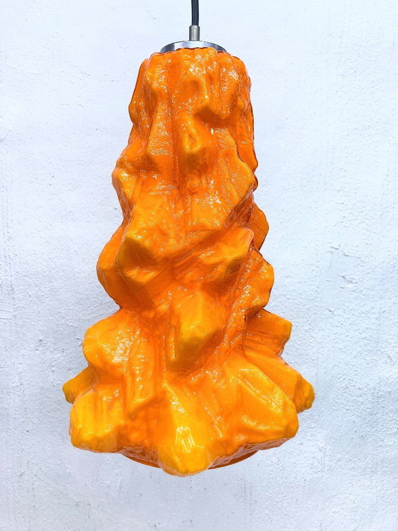 Image 1 of  Lámpara colgante de cristal de Peill&Putzler diseño años 70s 80s modelo Alaska naranja
