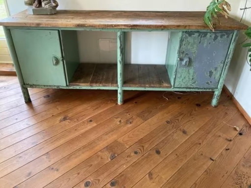 Banco da lavoro industriale