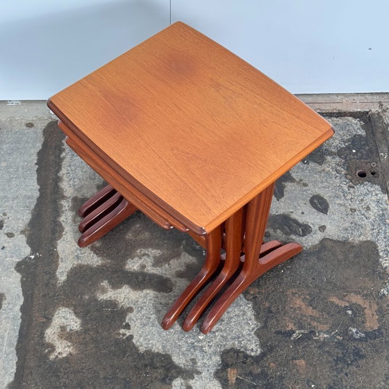 Image 1 of Tavolini a incastro, anni '60 — Design di metà secolo