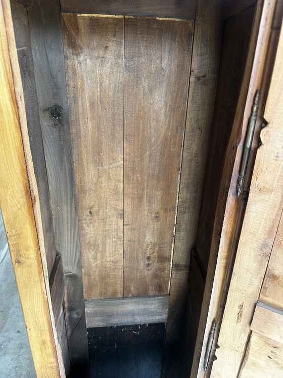 Franse kersenhouten kast voor een staande klok – begin 19e eeuw – Fabrication Artisanale 1800, Vitrinekasten (photo 13 of 15)